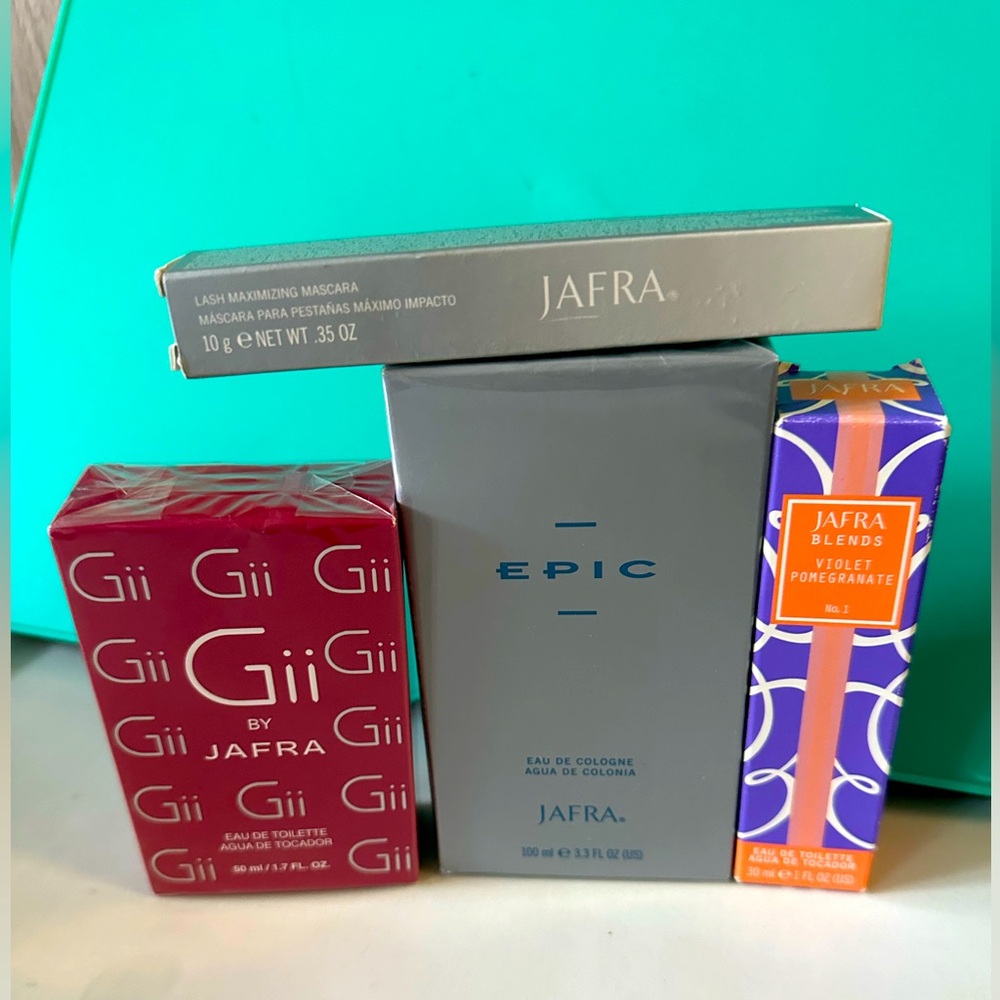 ✨💚2 for 100 💚👀See more 👀✨️NEW✨Jafra products/Productos de jafra ✨NUEVO✨
